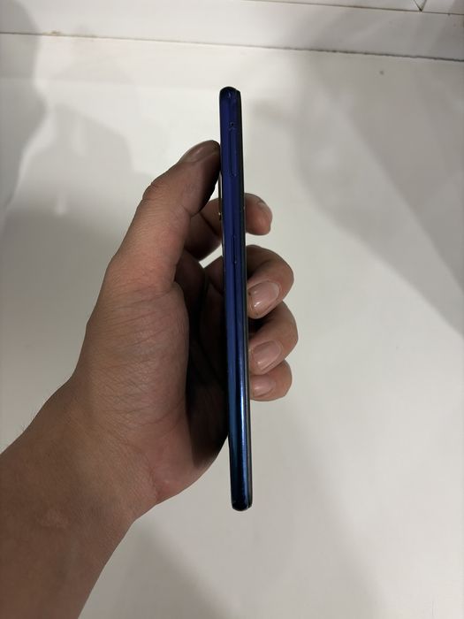 Продам Vivo v17 neo