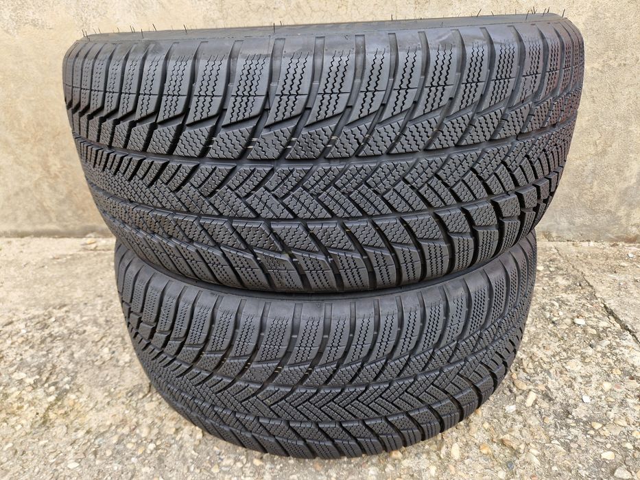 2anvelope iarna  285 45 21 Bridgestone-relativ Noi