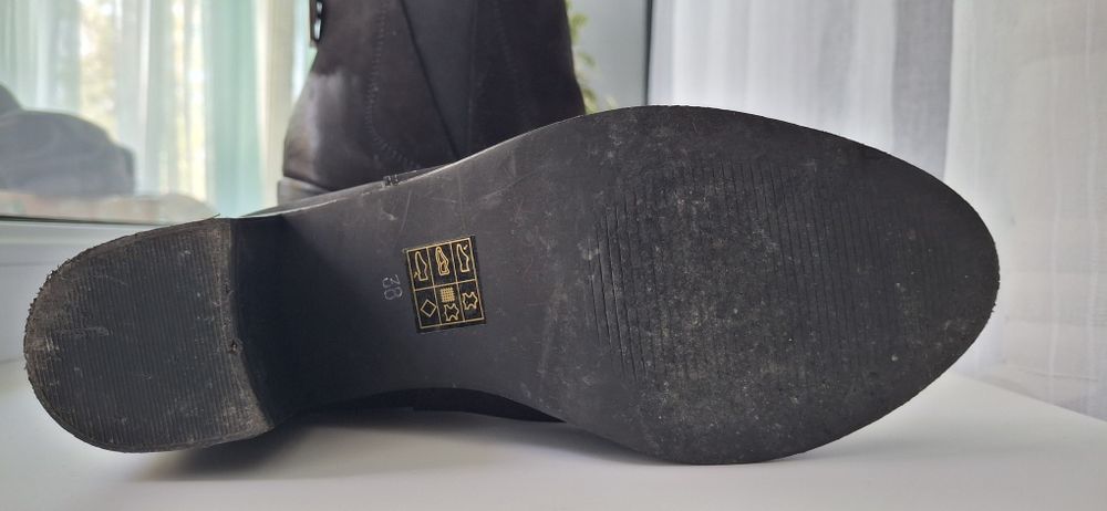 Нубуковые полусапоги Braska 38р