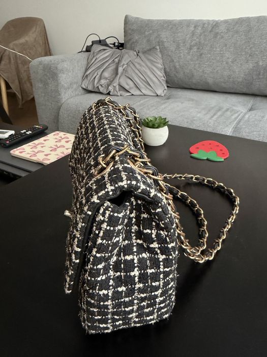 Чанта Chanel с дълга дръжка