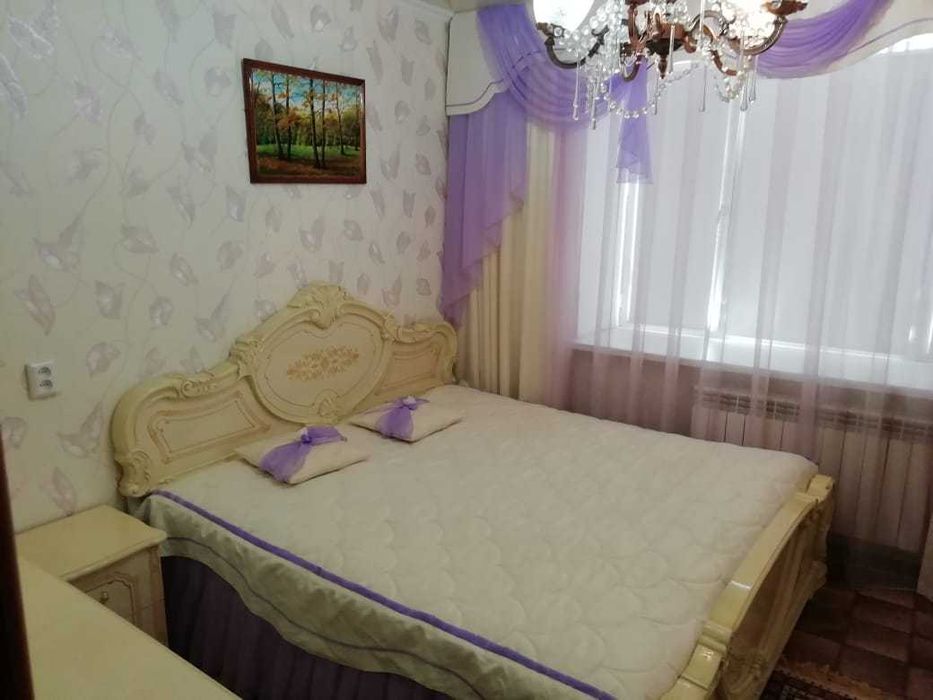 Сдам 3ком квартиру  в районе  Революция