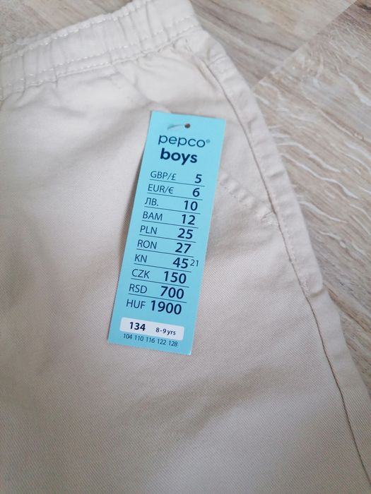 Детски панталони,потници,шапки