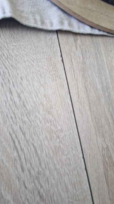 Маса дъб сонома с Четири стола, кожа беж и сребристо