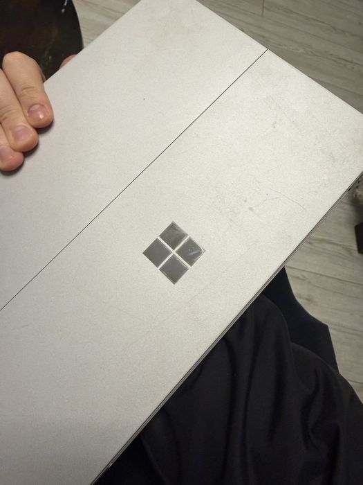 Microsoft Surface Pro 7