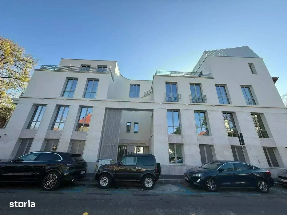 Apartament 3 Camere, 2 Bai, Balcon, in elegantul Cartier Armenesc