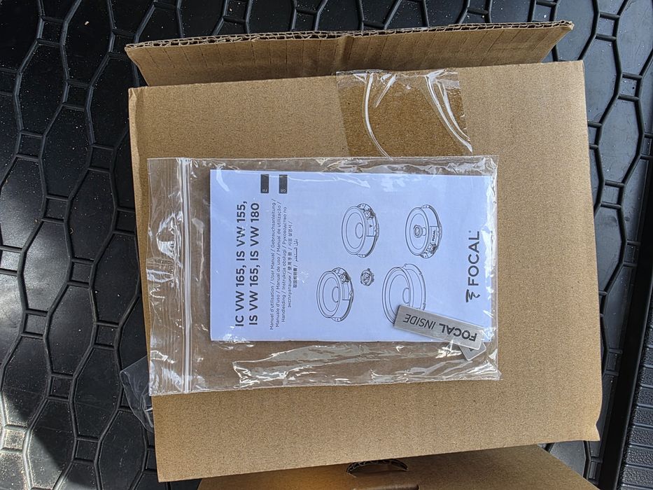 Тонколони  Focal IC VW 165
