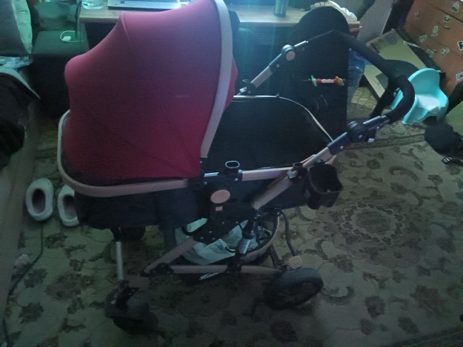 Коляска детская .