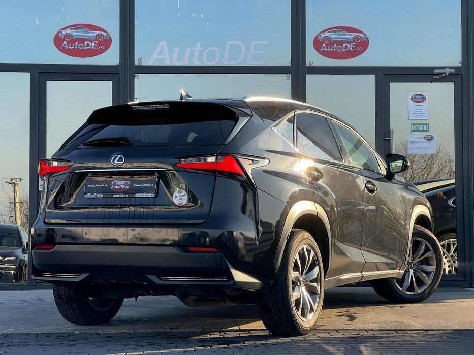 Lexus Seria NX