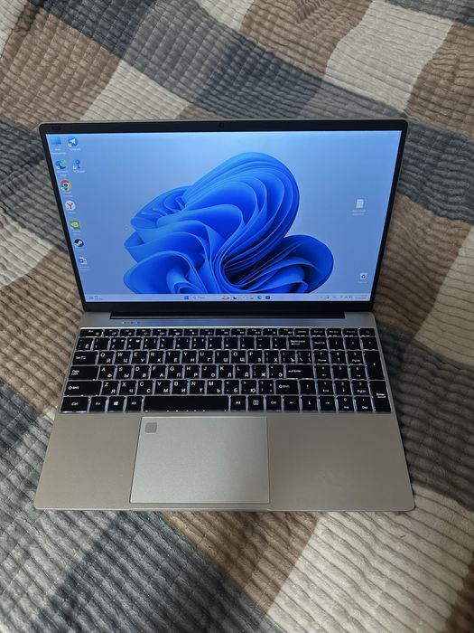 Продам ноутбук 16GB RAM