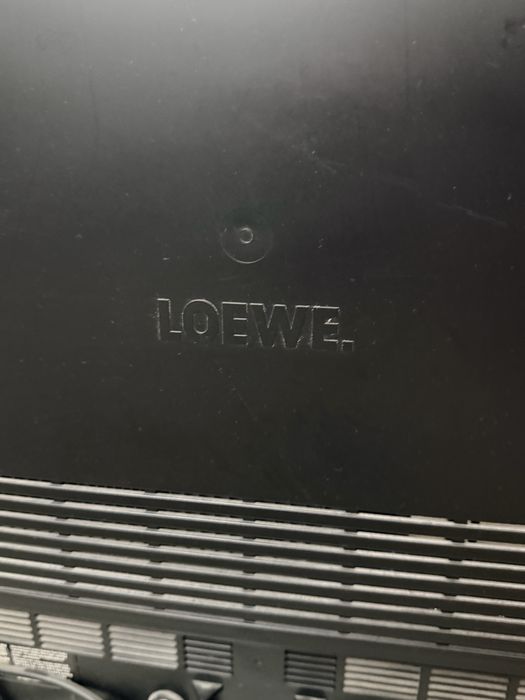 Телевизор Loewe плазма 123 диагональ