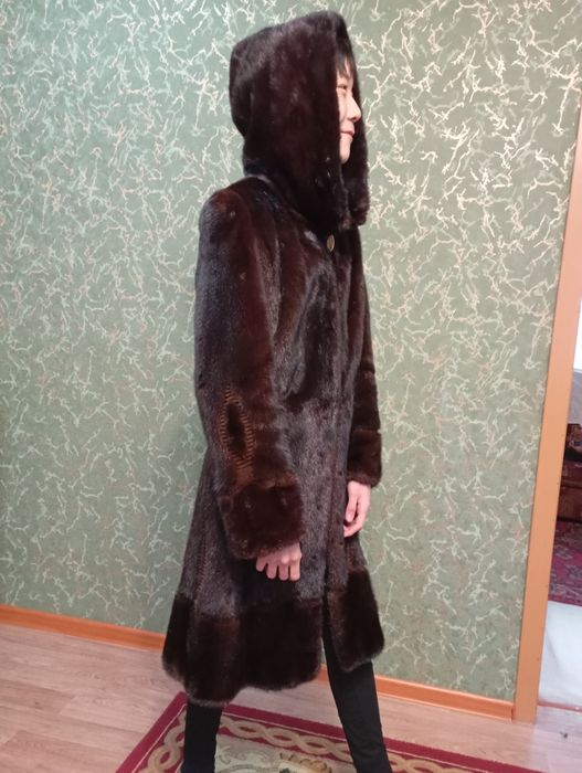 Норковая шуба коричневая