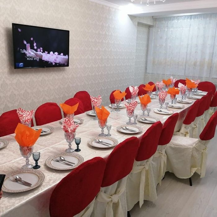 Аренда столов и стульев