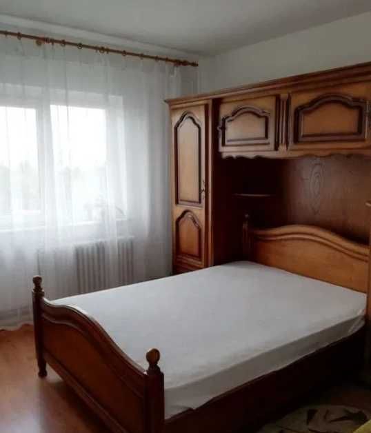 Дава се под наем Тристаен апартамент в Пловдив, Коматевски възел - 90 кв.м за 362.1 € - Снимка #1