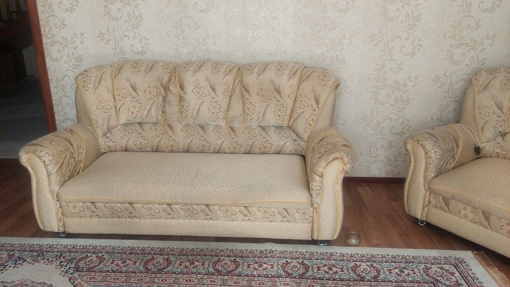 Срочно продам тройку
