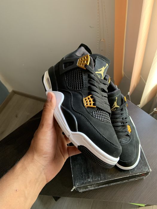 Jordan 4 Royalty 41