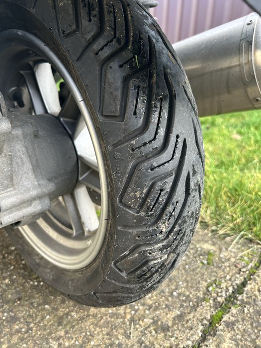 Suzuki Burgman 200cc