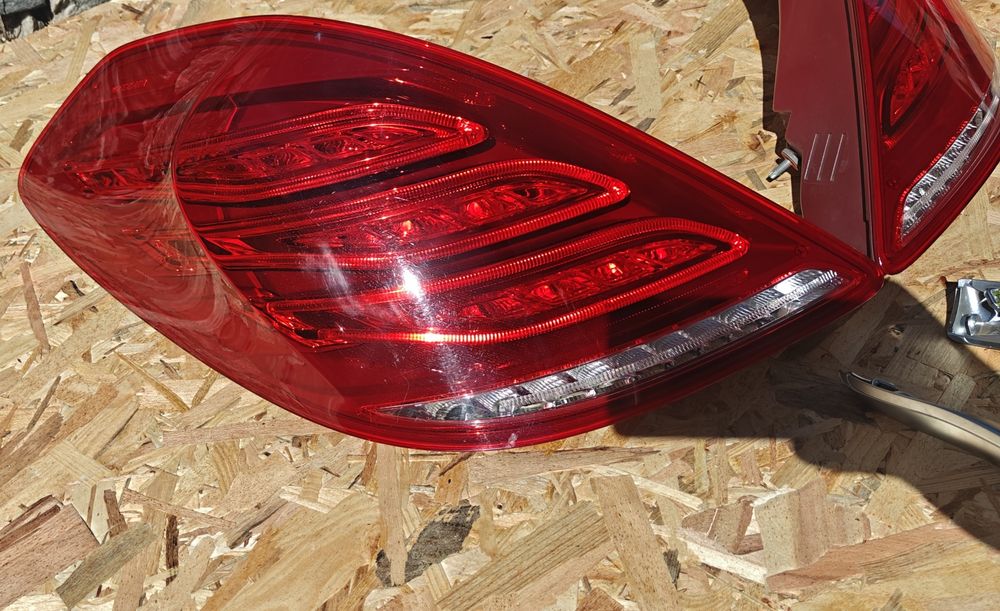 Задни стопове Mercedes S Class w222