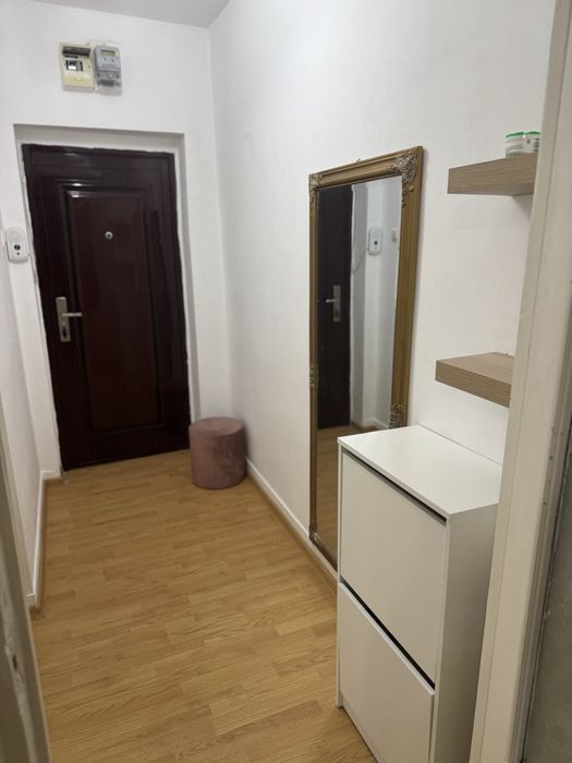 Inchiriez apartament 1 camera