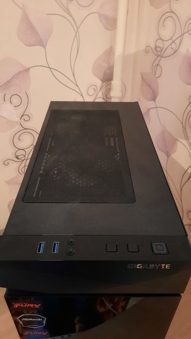 Корпус Gigabyte GB-C200G