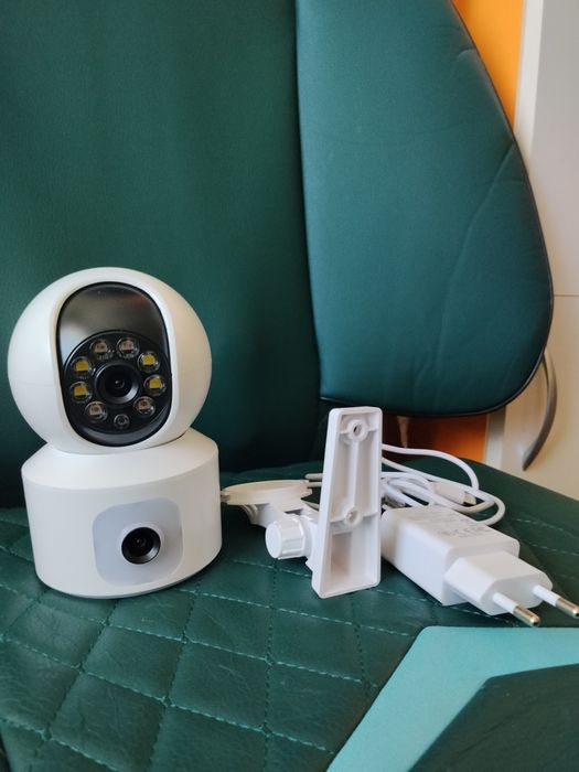 Продам WiFi camera поворотная