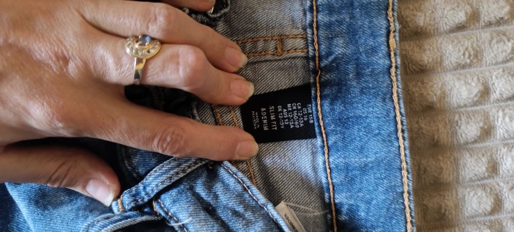 Мужские брюки , размер xs, джинсы HM на подростка