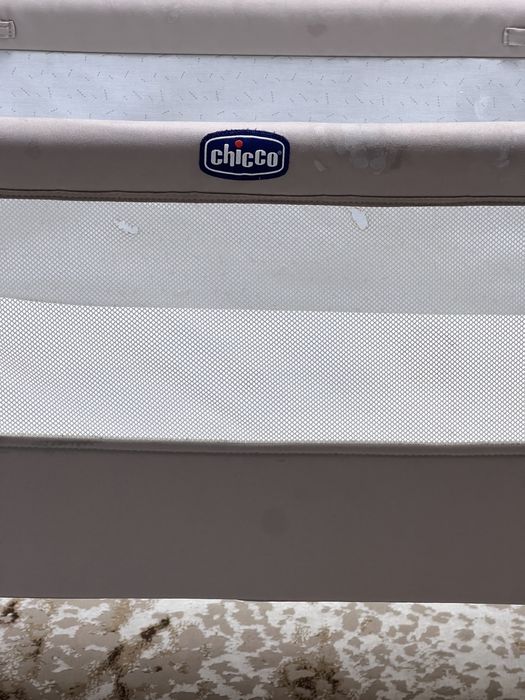 Продам Срочно Манеж Chicco оригинал