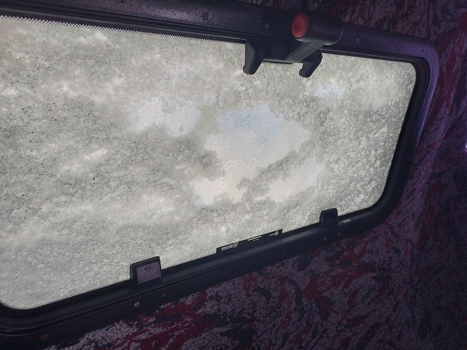 Продавам легло от Ивеко Дейли 35c18