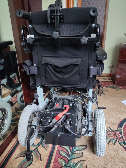 Инвалидный коляска