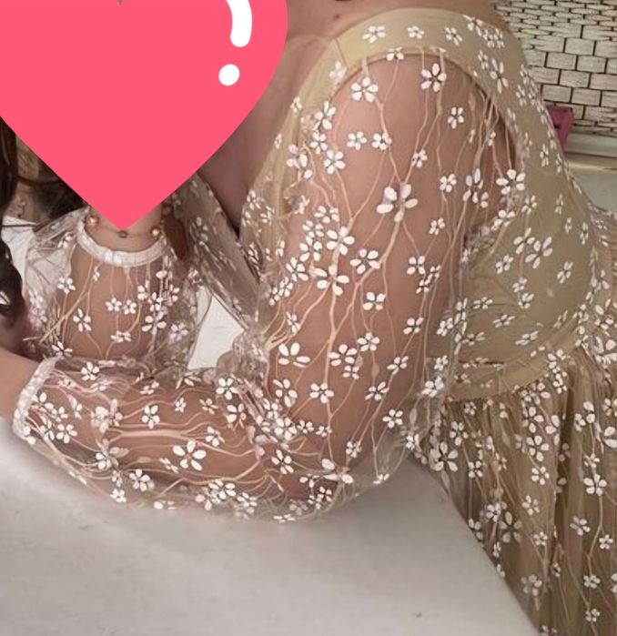 Рокля на бели цветя