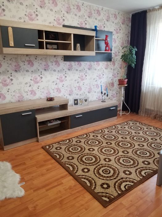 Mobila de vanzare