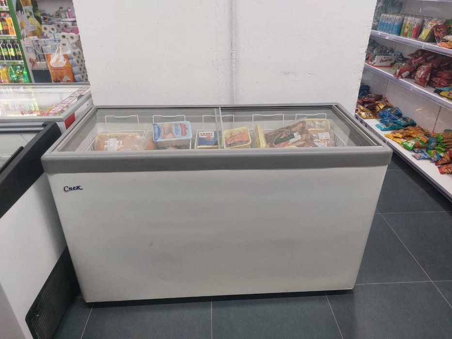 Продается морозильный холодильник 2 штук