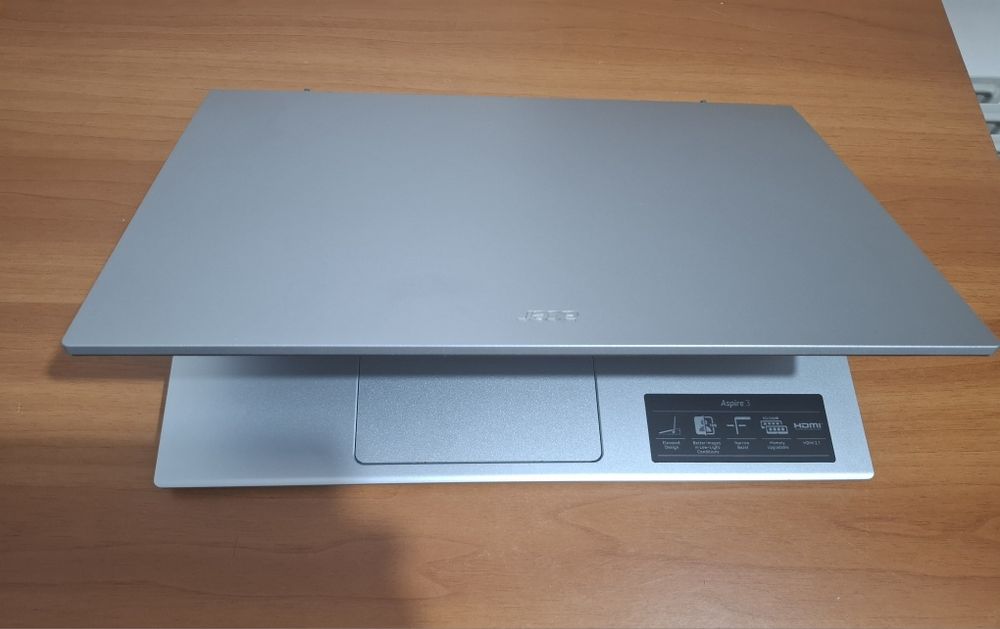 Laptop Acer Aspire I3