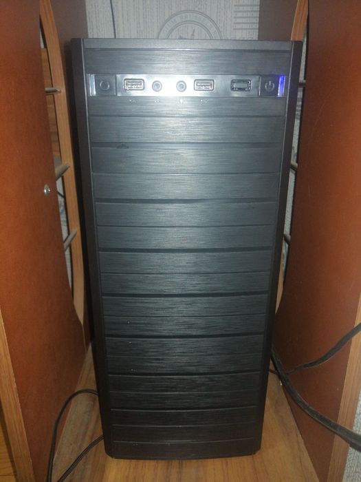 Настольный компьютер