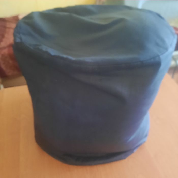 Продам мягкий пуфик бу