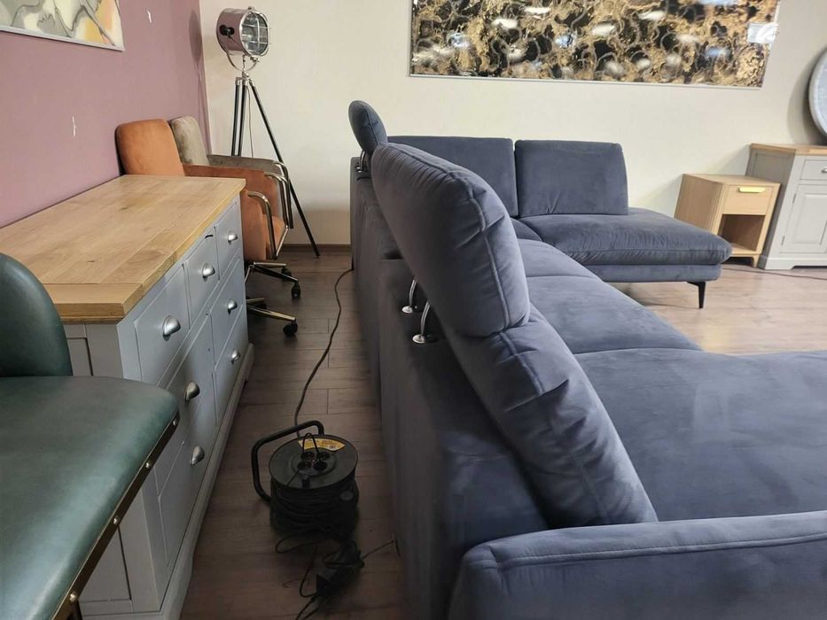 Тъмно сив П - образен ъглов диван Carsten с електрическа лежанка