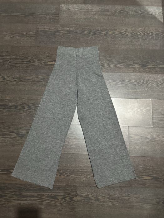 Pantaloni din Tricot Gri