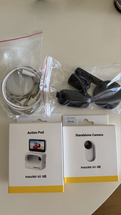 Insta360 GO 3S 64 gb nou - Sigilat cu husa extra
