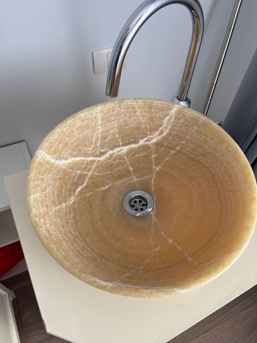 Vând lavoar din onix