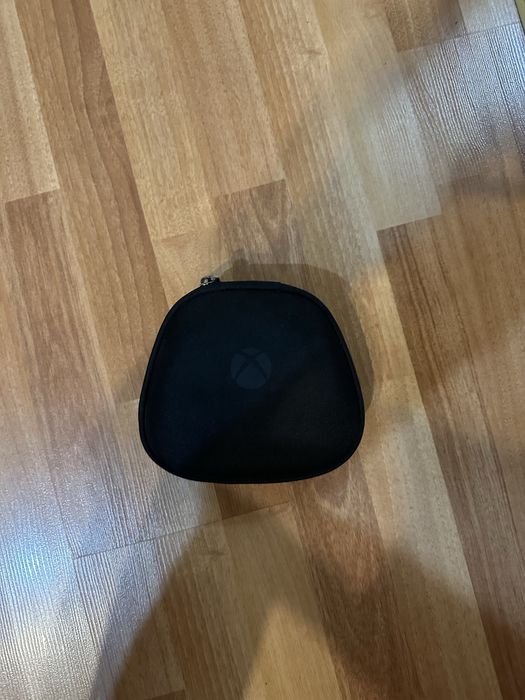 Продавам Xbox Elite Wireless Controller Series 2