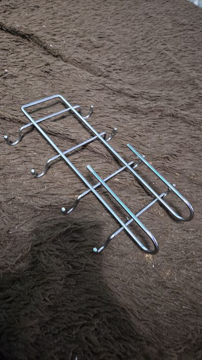 Дополнительные крючки в шкаф