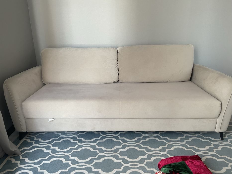 Продам диван Россия