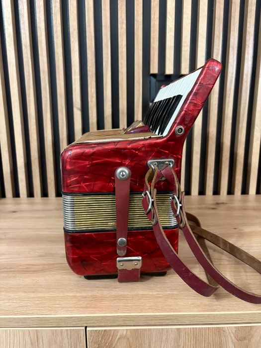 Acordeon Hohner Concerto cu 48 de basi