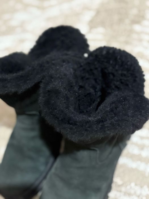 Зимняя ботинка в замше