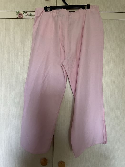 Дамски костюм от ленен плат