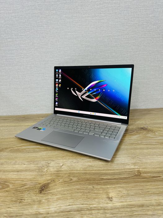 ASUS Ryzen 7-16 Ядерный+RTX3050 OLED дисплей Премиум игровой ноутбук
