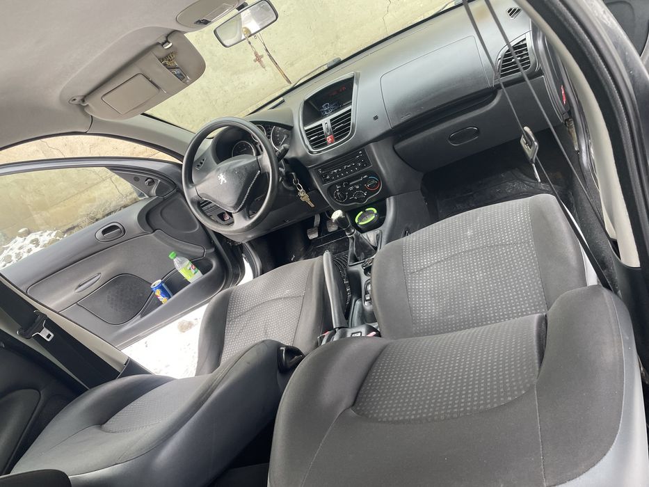 Peugeot 206+2012