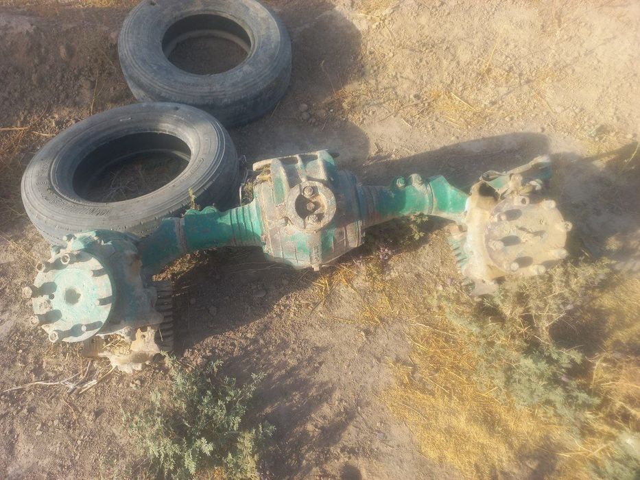 T_40 traktori sotiladi