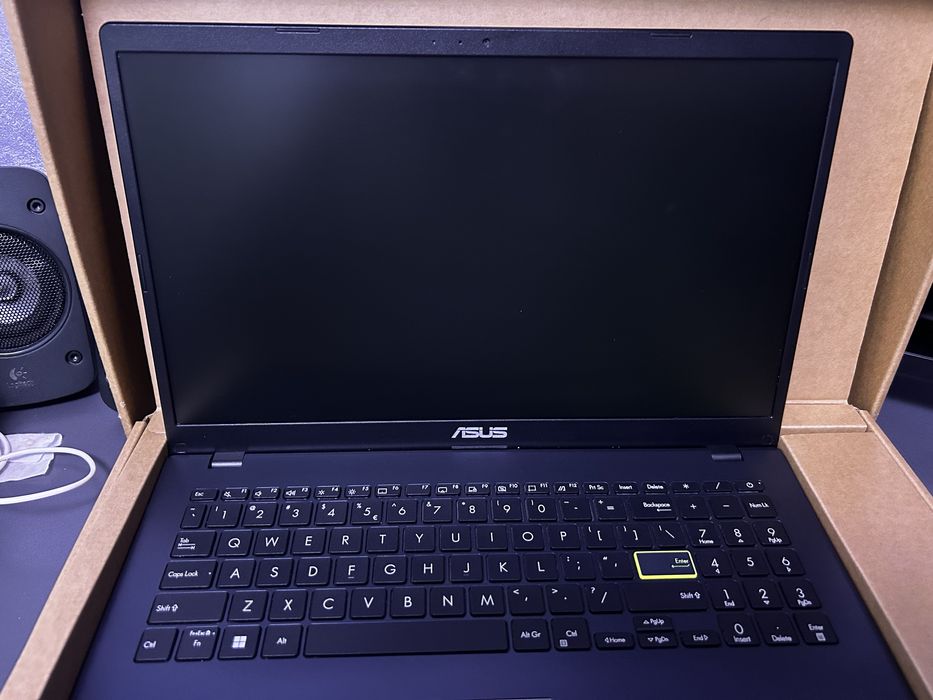 Laptop Asus E510