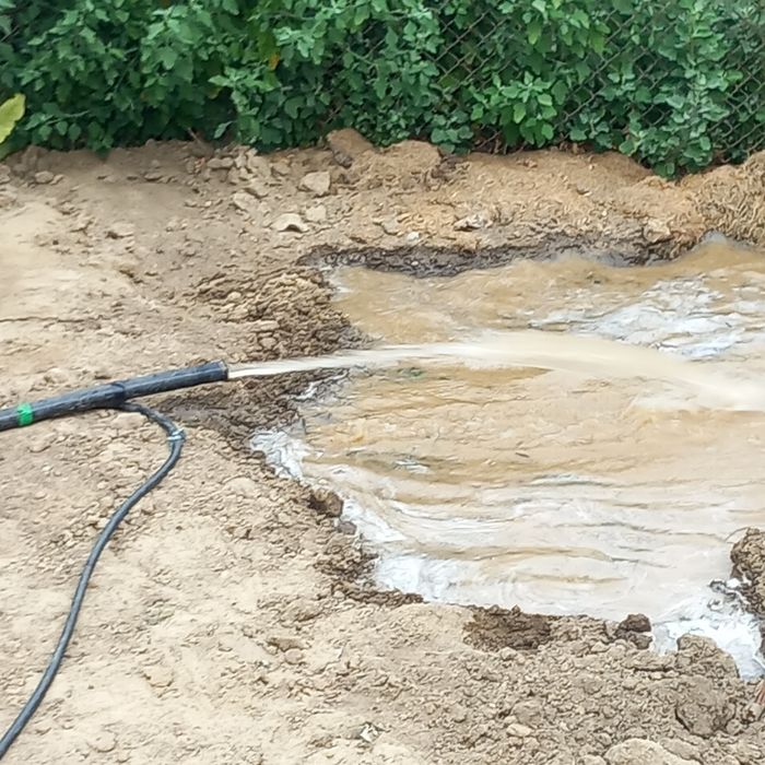 Почистване на сондажи с Еърлифт