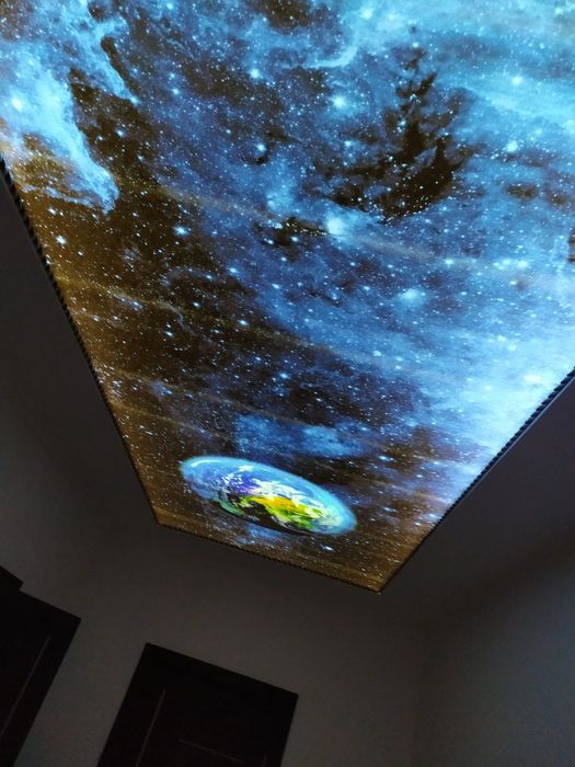 Натяжной потолок